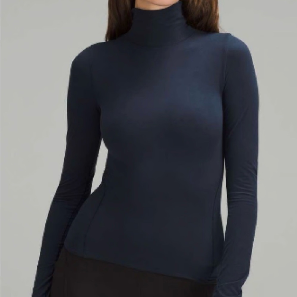 Lululemon Athletica Navy Long Sleeve Tee